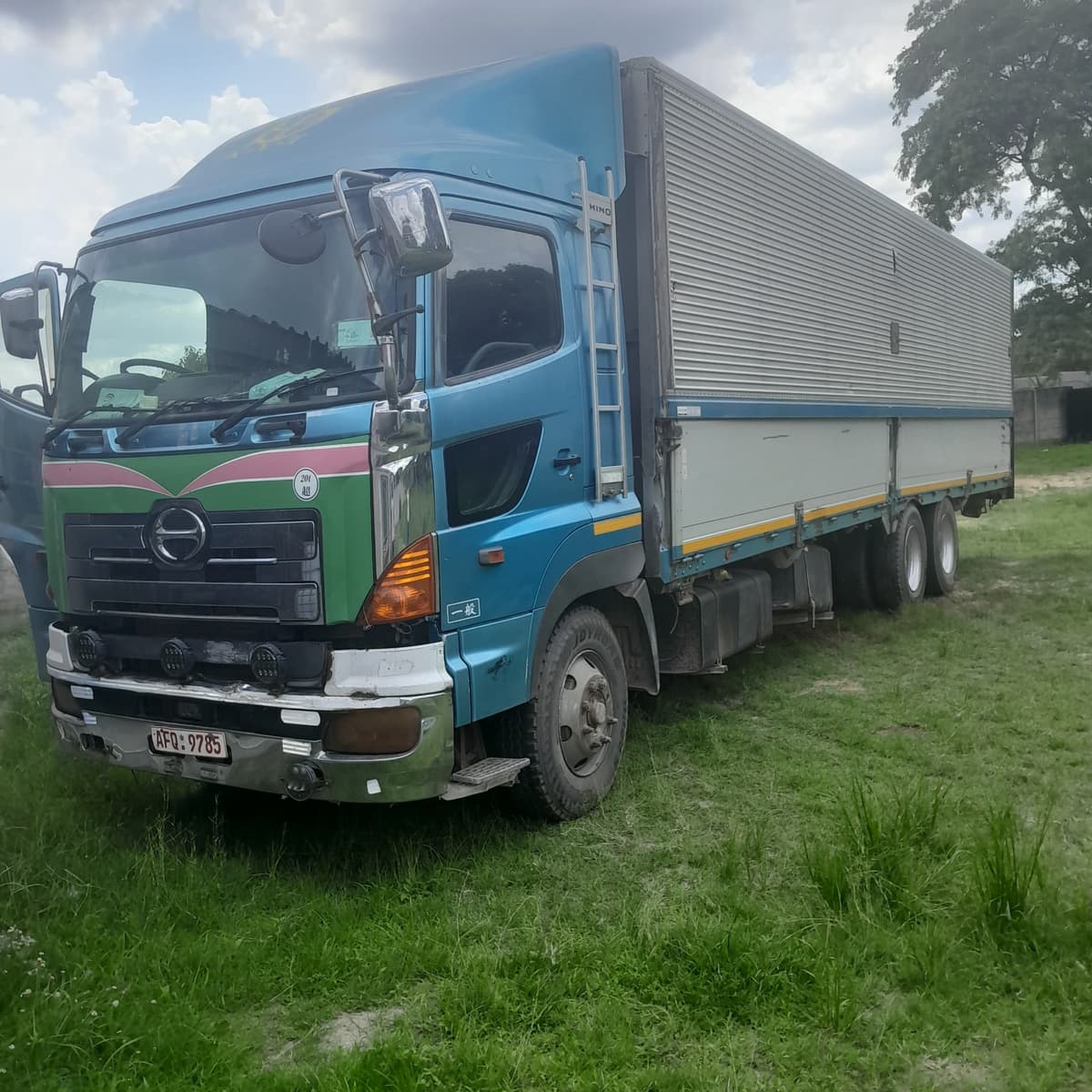 Hino profia truck